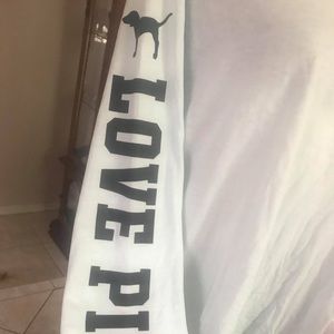 Pink long sleeve sweatshirt